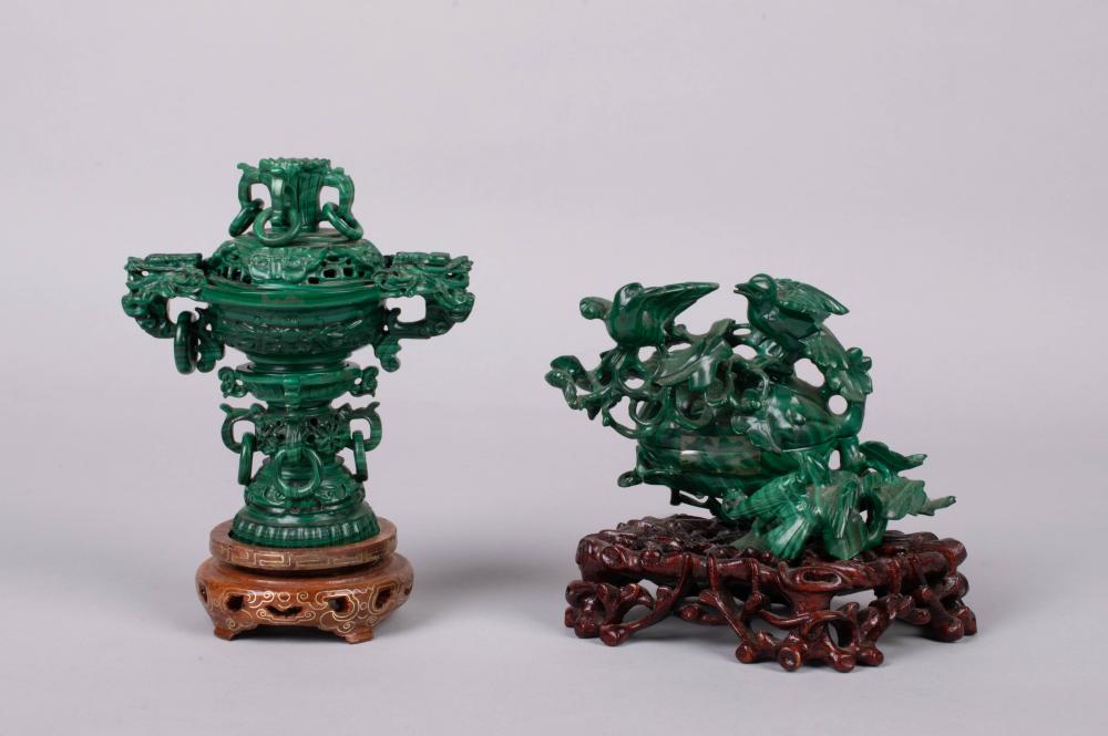 TWO CHINESE MALACHITE CARVINGS 33d28a