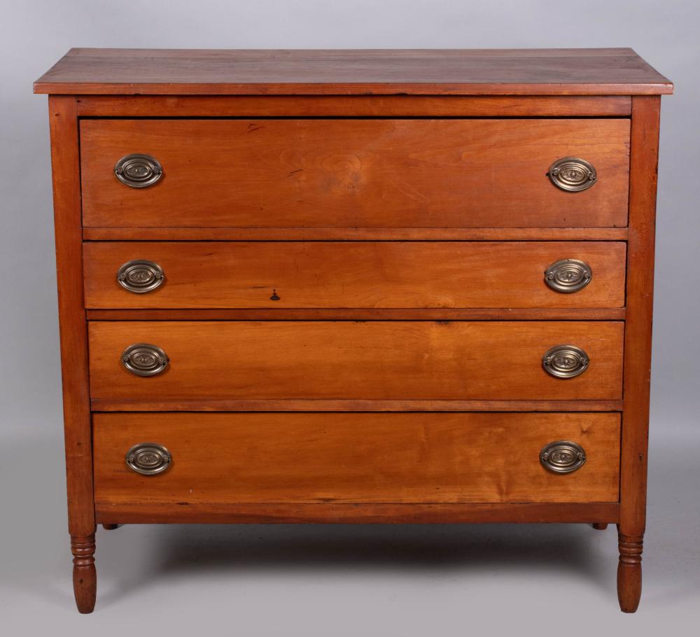 FEDERAL CHERRY CHEST OF DRAWERS  33d2b4