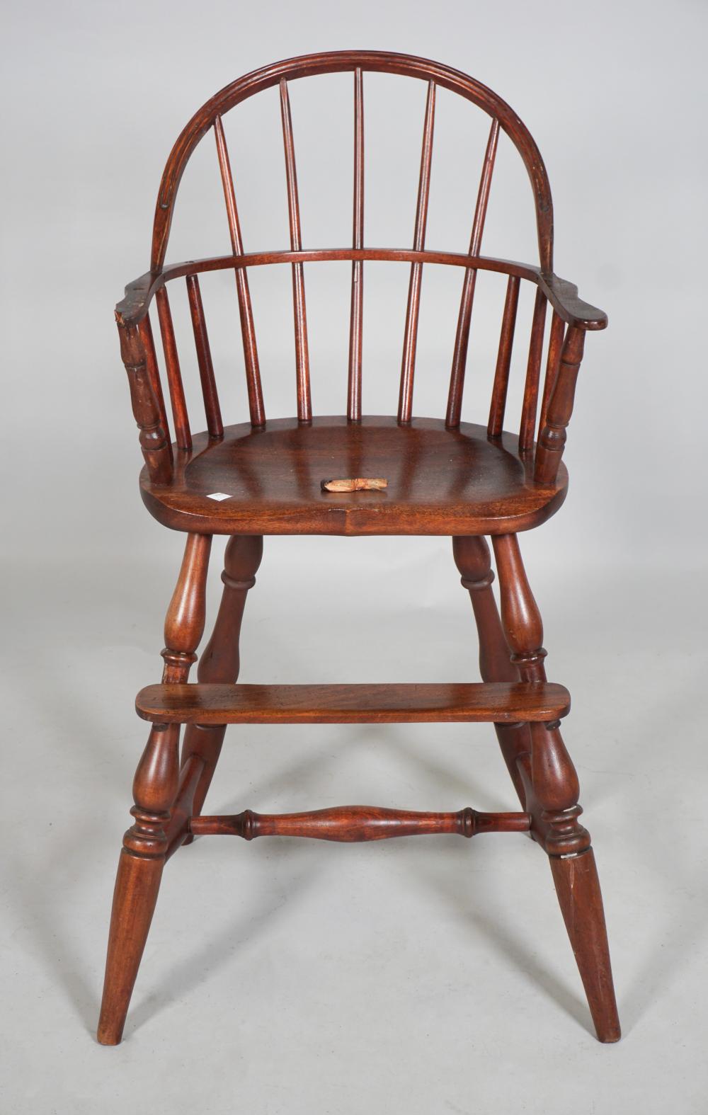 COLONIAL STYLE OAK AND MAHOGANY 33d2d2