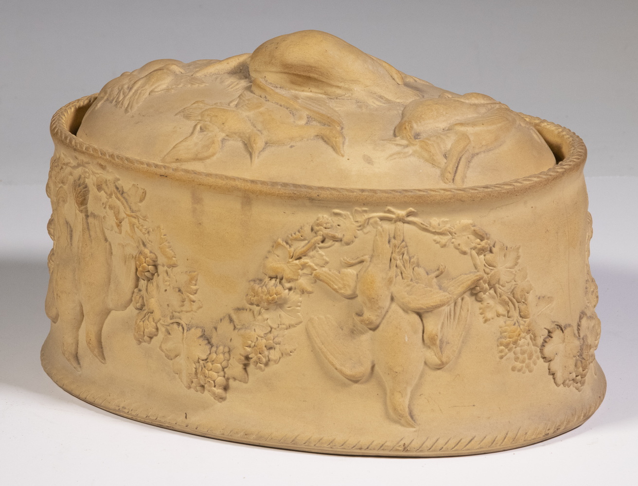 ENGLISH CANEWARE GAME PIE DISH