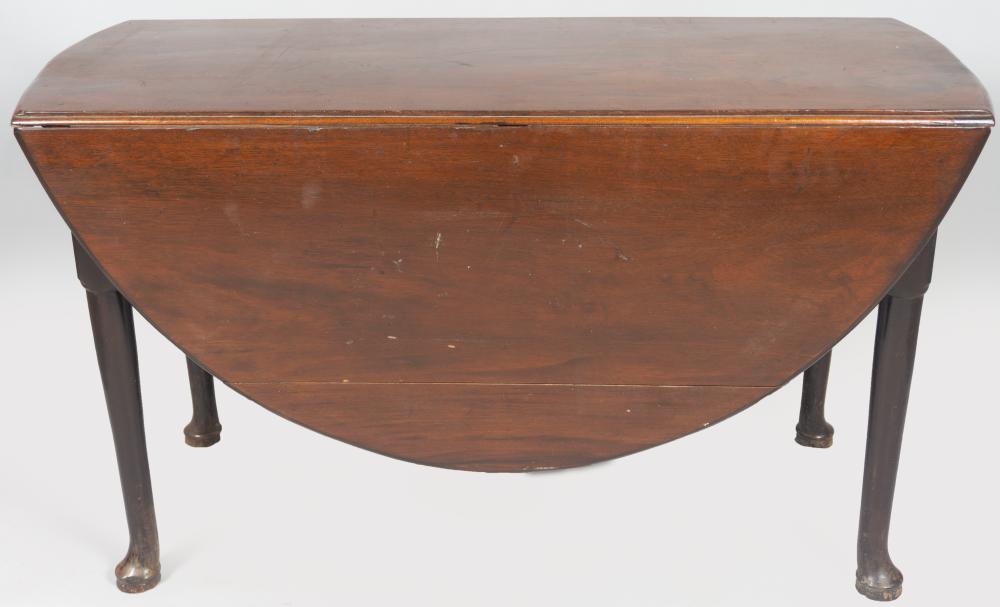 GEORGE III MAHOGANY DROP LEAF TABLE  33d3f9