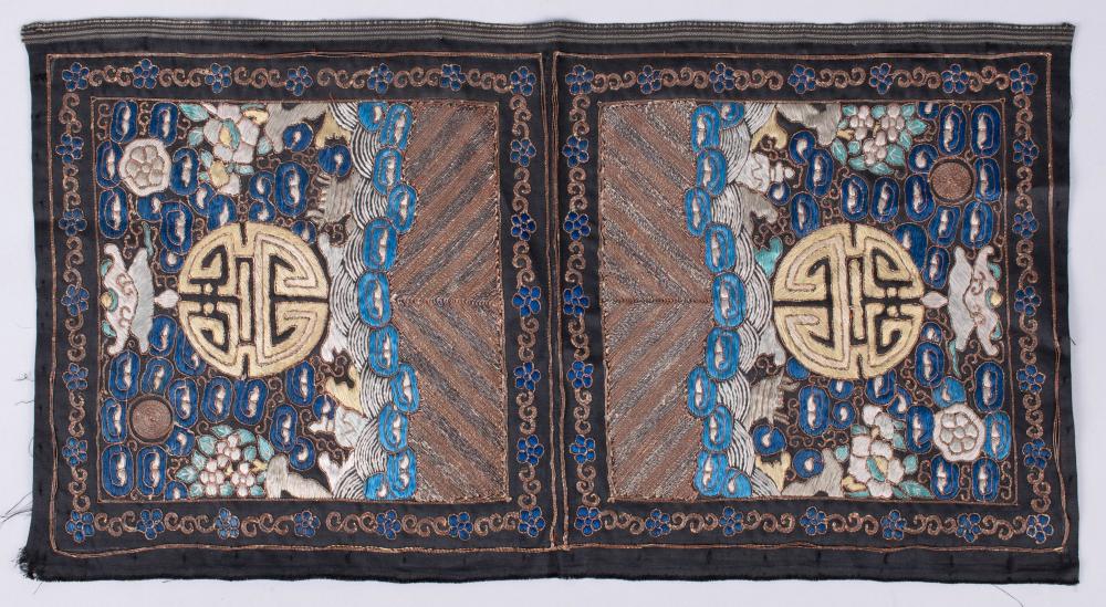 PAIR OF CHINESE SILK EMBROIDERED 33d423