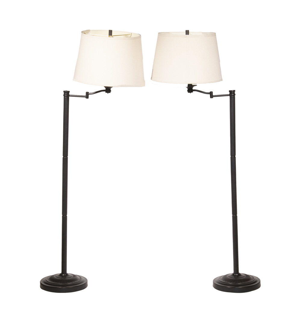 PAIR OF CONTEMPORARY FLOOR LAMPS 33d4a3