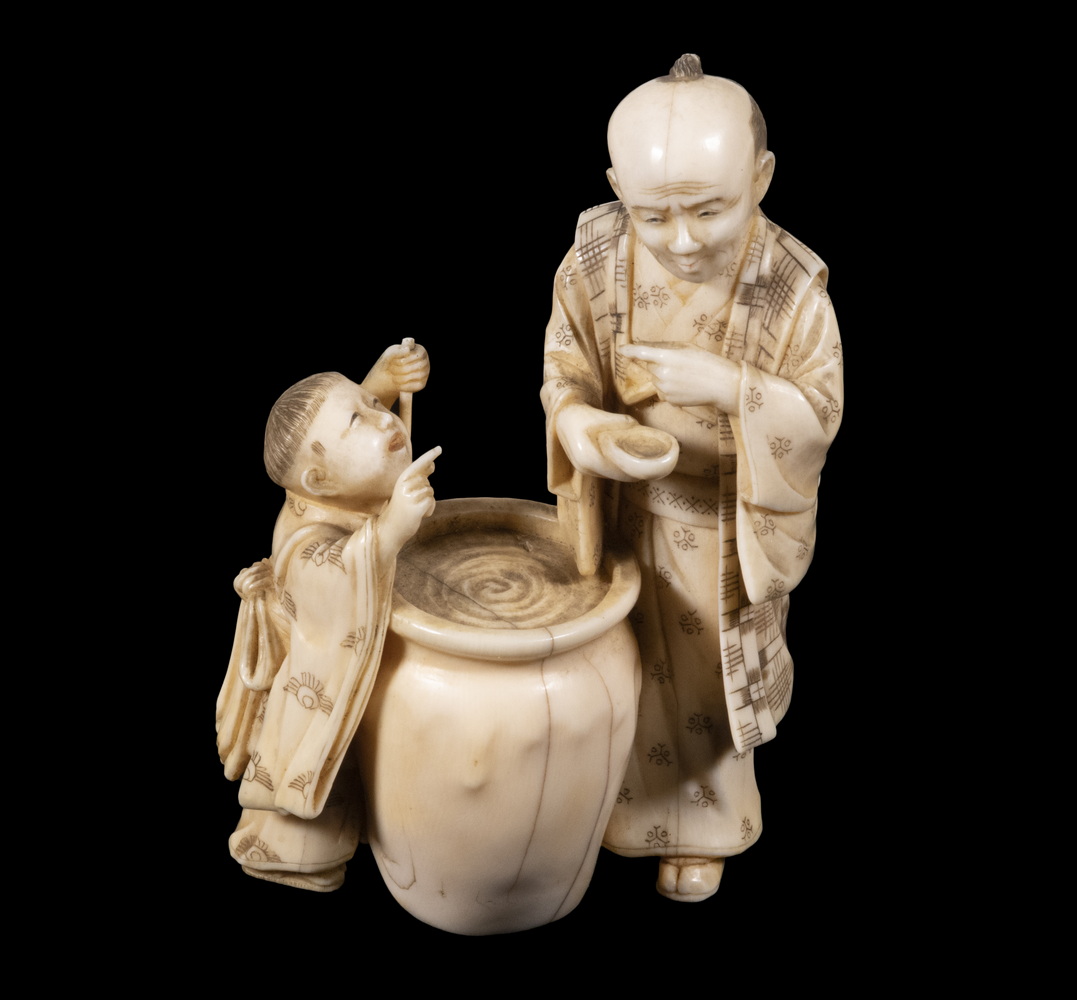 MEIJI PERIOD JAPANESE IVORY OKIMONO,