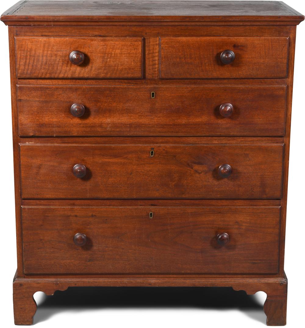 CHIPPENDALE STYLE WALNUT CHEST 33d878