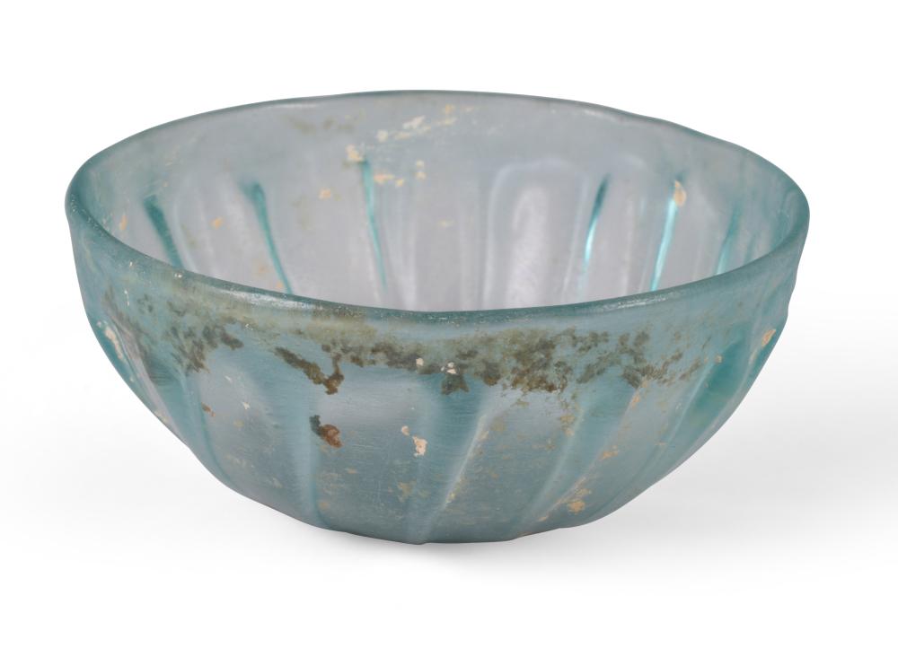 ROMAN BLUE GLASS RIBBED BOWL, LATE