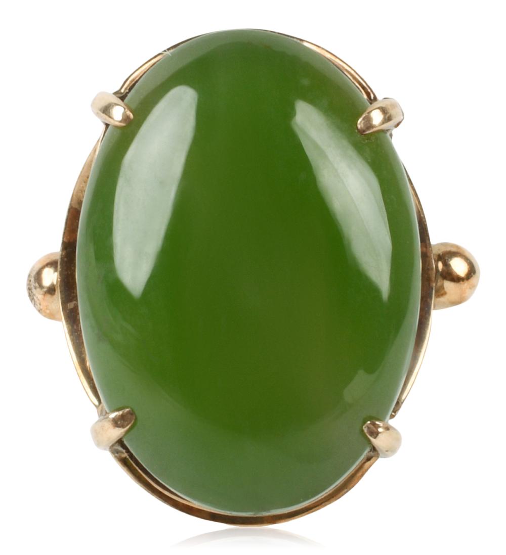 18K GOLD JADE RING18K GOLD JADE