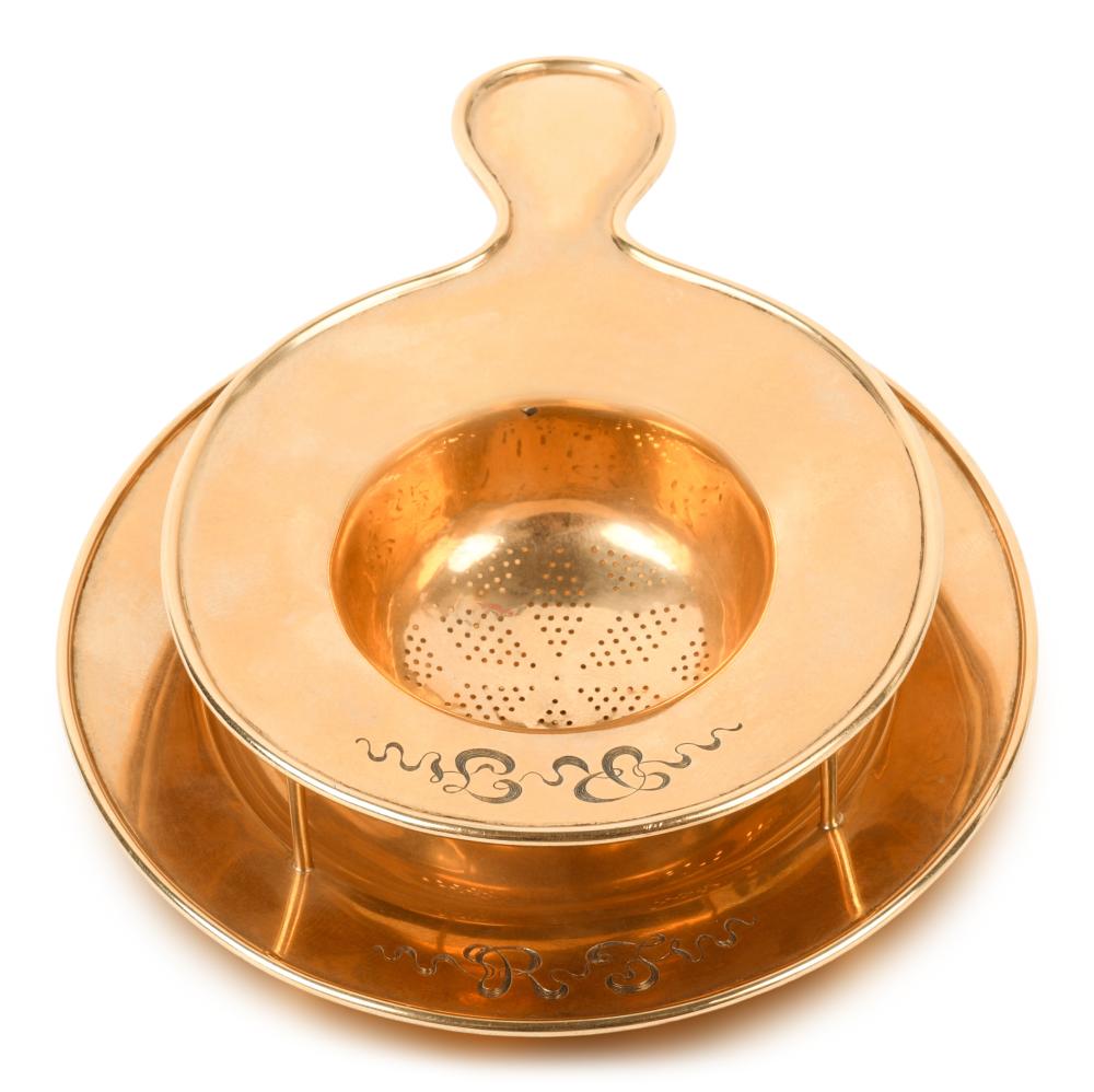 14K YELLOW GOLD TEA STRAINER AND STAND14K