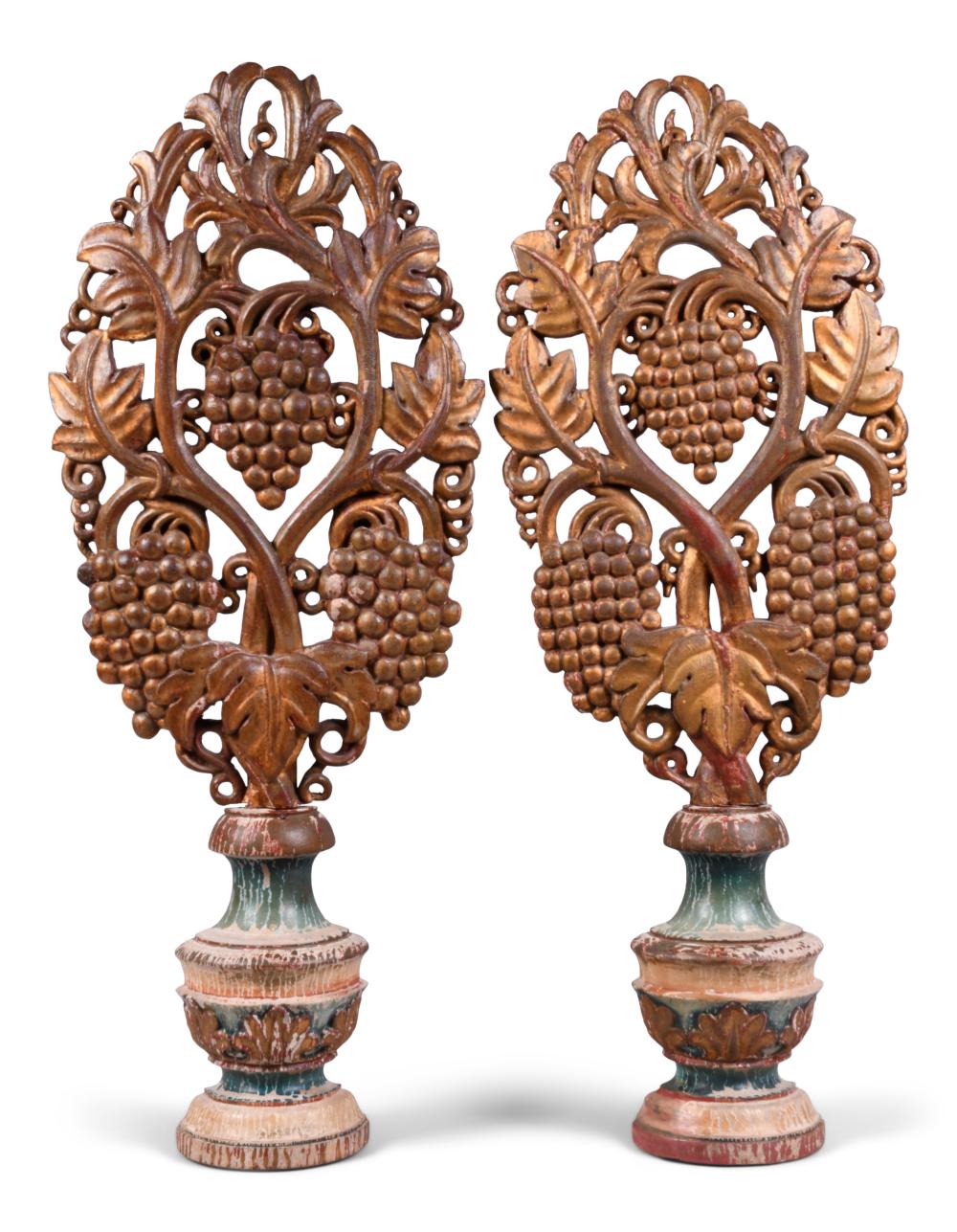 PAIR OF BAROQUE REVIVAL GILTWOOD