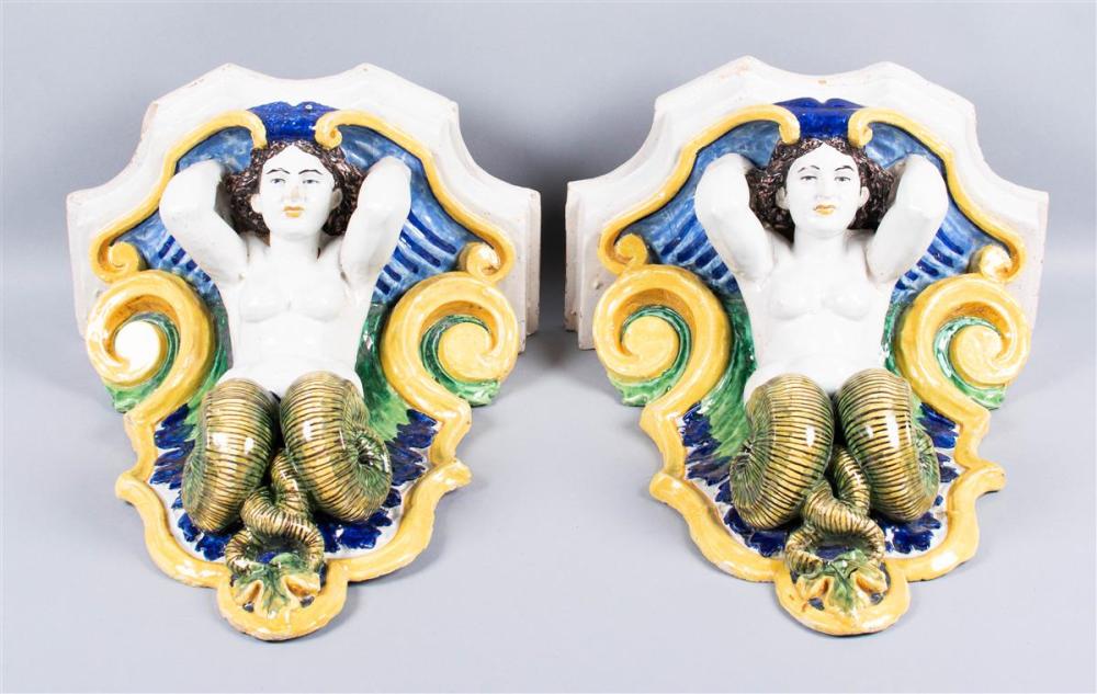 PAIR OF CONTINENTAL FIGURAL GLAZED 33dca7