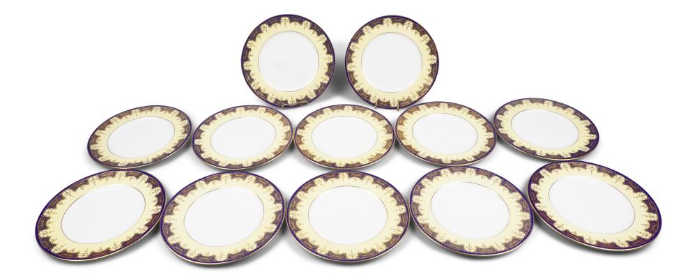 SET OF COALPORT DINNER PLATES DIAMETER  33dcd1