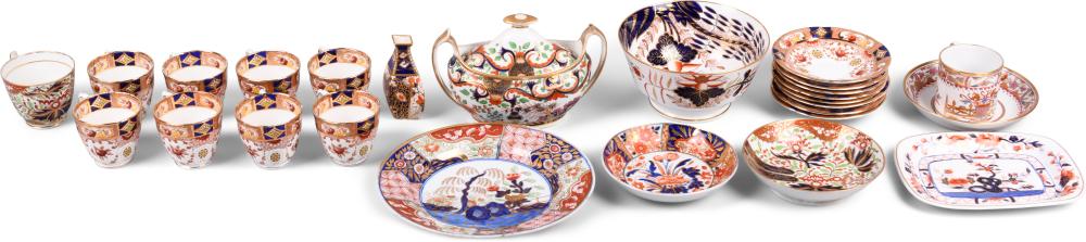 ASSEMBLED GROUP OF ENGLISH PORCELAIN