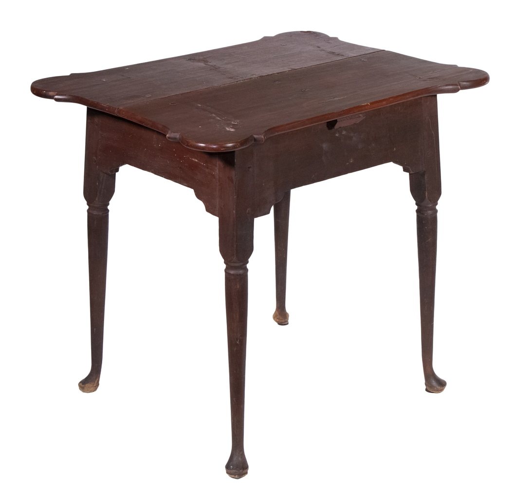 COUNTRY QUEEN ANNE TEA TABLE Late 33dcef