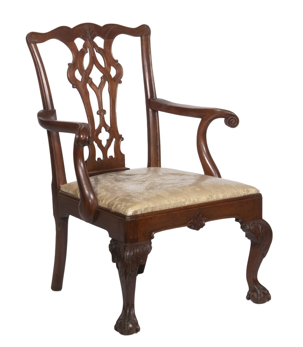 CHIPPENDALE ARMCHAIR 18th c. Mahogany