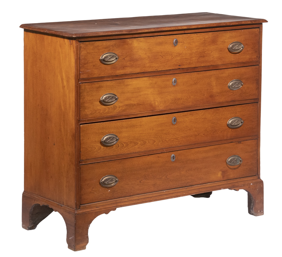 CHIPPENDALE CHEST OF DRAWERS Country