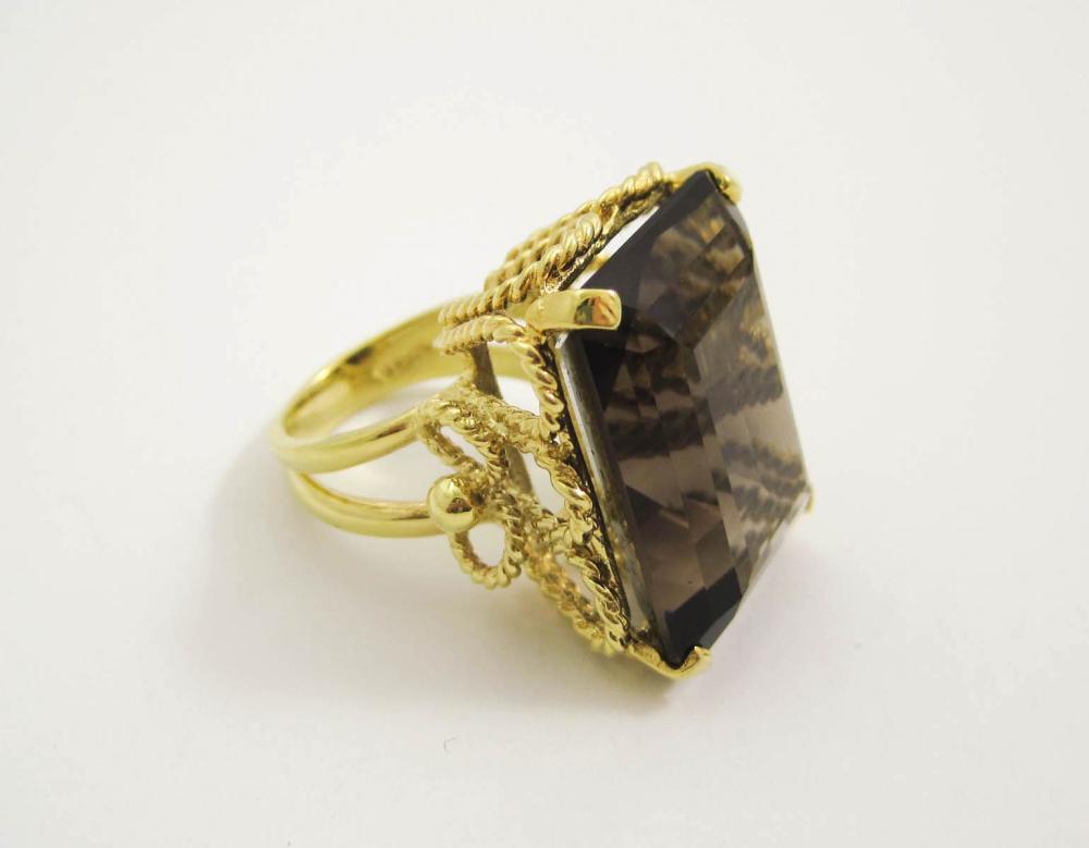 SMOKY QUARTZ AND FOURTEEN KARAT