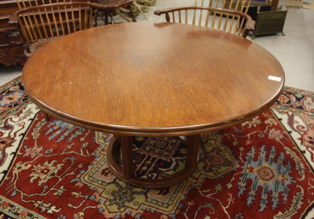 ROUND MCGUIRE PEDESTAL DINING TABLE  33dfda