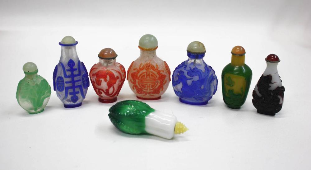 EIGHT CHINESE PEKING CAMEO GLASS 33e01e