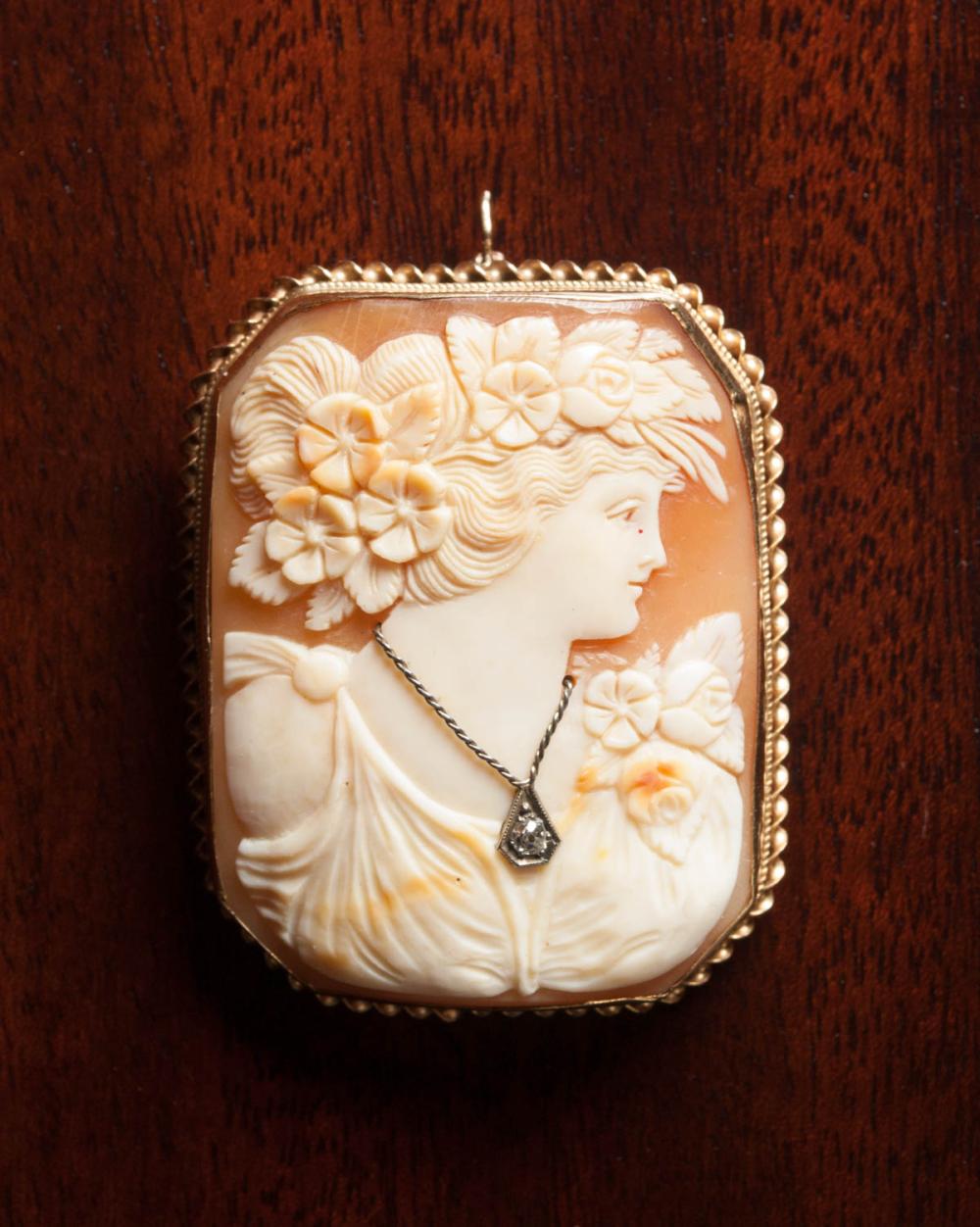 LARGE PORTRAIT CAMEO AND FOURTEEN