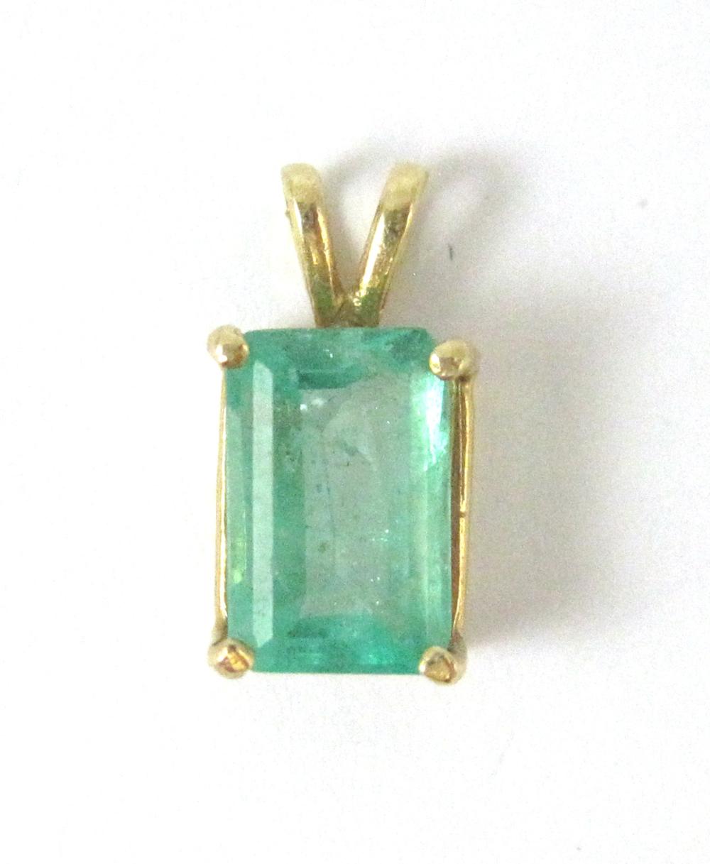 EMERALD AND FOURTEEN KARAT GOLD