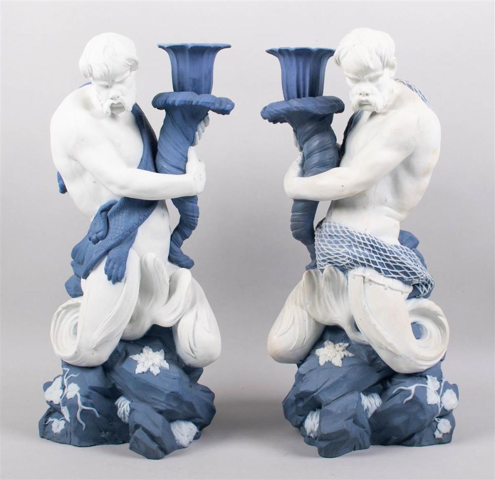 PAIR OF WEDGWOOD BLUE AND WHITE