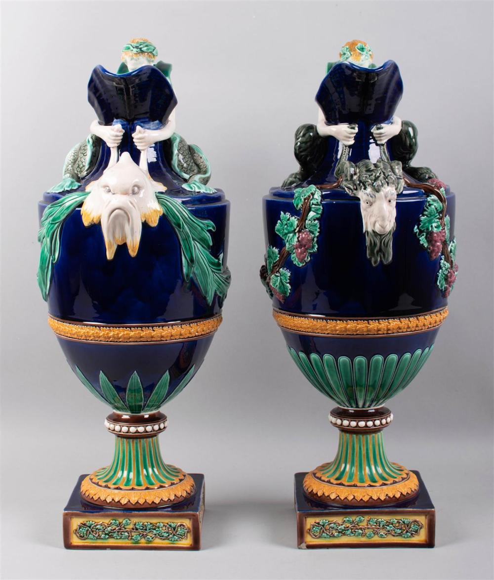 PAIR OF WEDGWOOD MAJOLICA COBALT BLUE 33bb5f