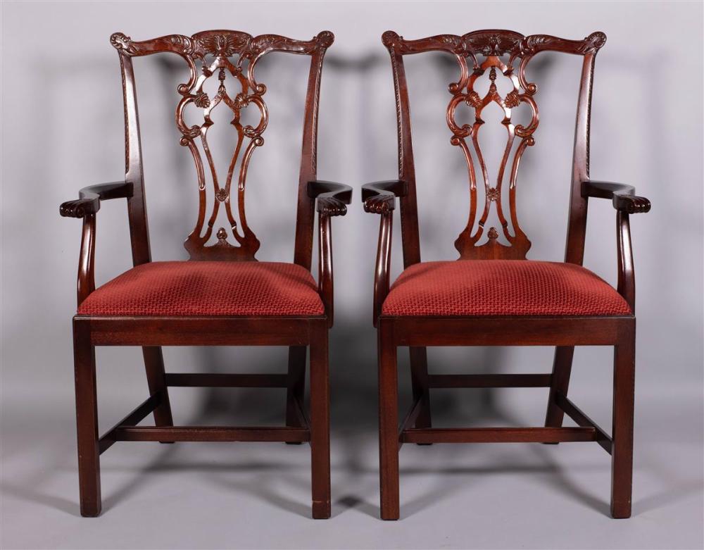 PAIR OF GEORGE III STYLE MAHOGANY 33bc06