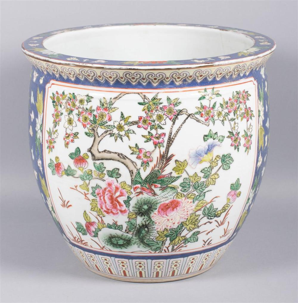 CHINESE FAMILLE ROSE JARDINIERE,