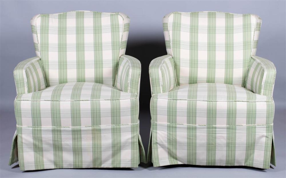 PAIR OF MODERN UPHOLSTERED CLUB