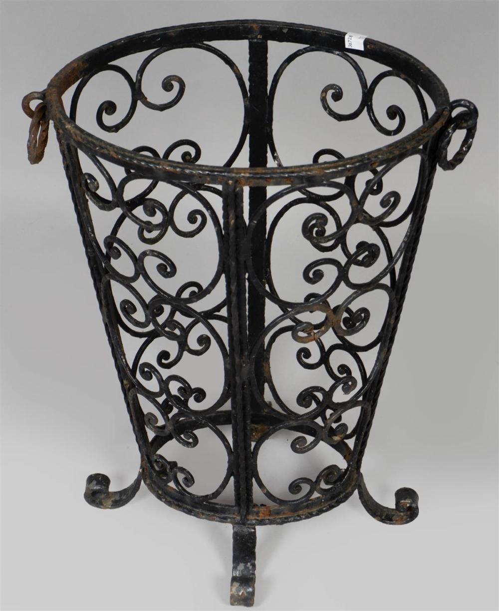 ROCOCO STYLE BLACK PAINTED IRON 33bdc0