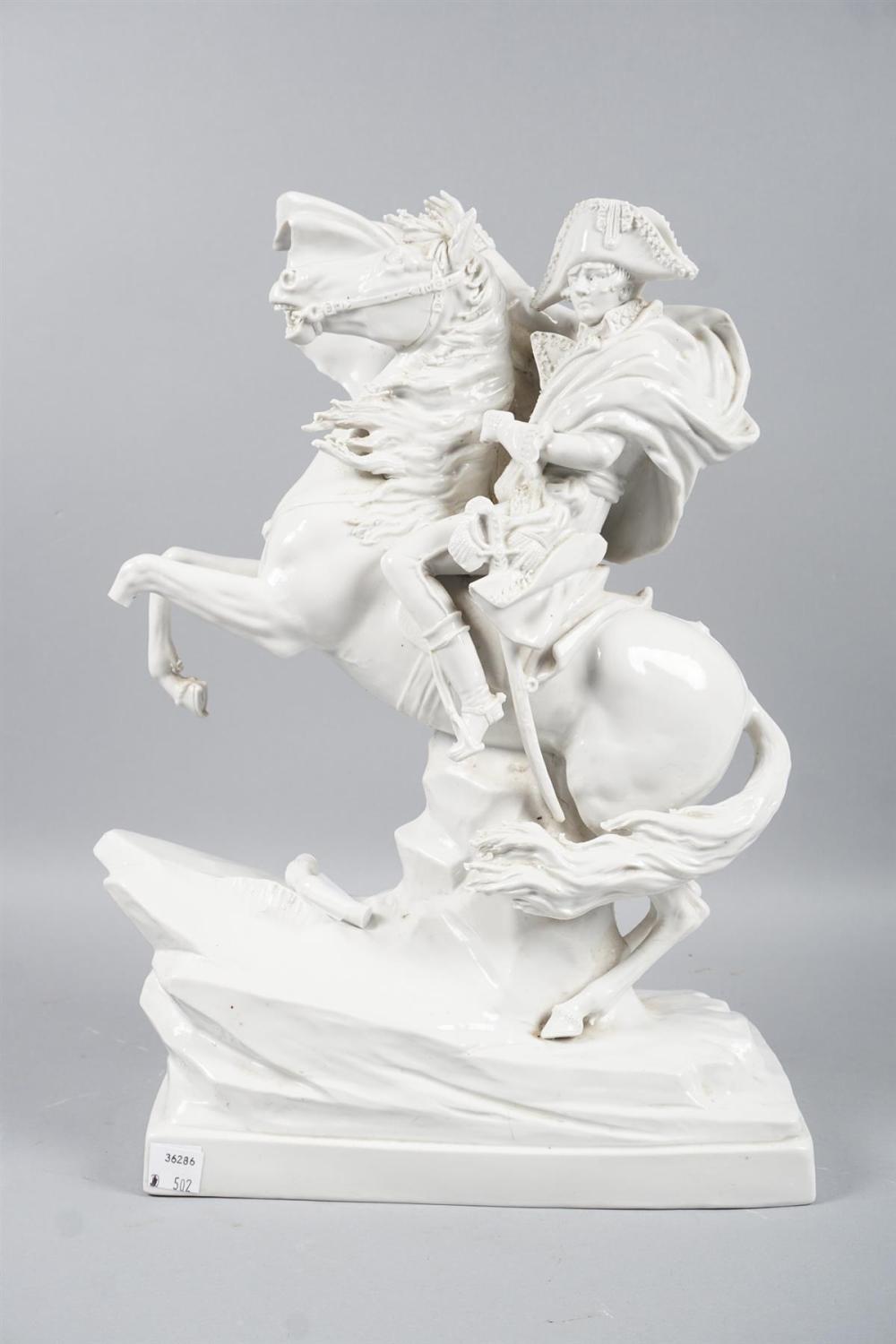 SITZENDORF GERMAN PORCELAIN FIGURE OF