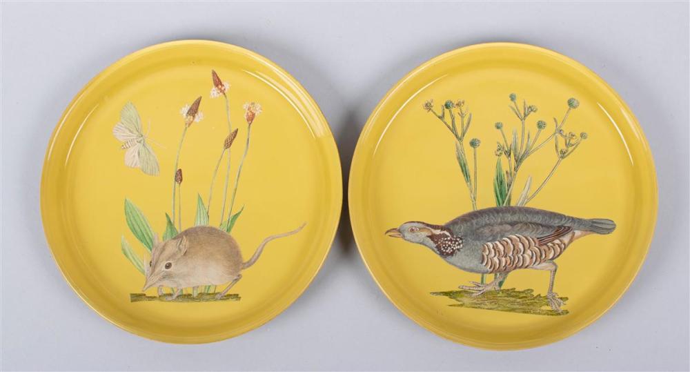 PAIR OF SMALL CIRCULAR DECOUPAGE