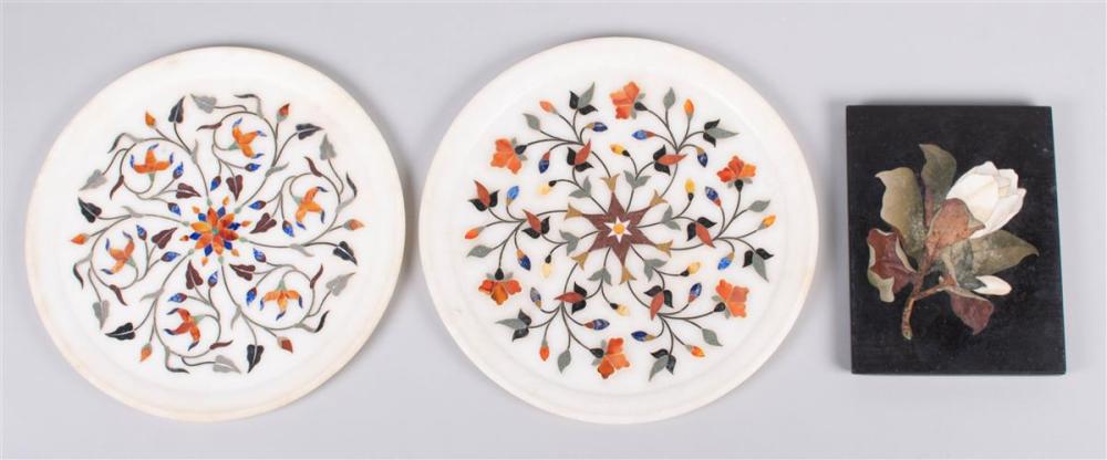 PIETRA DURA PLAQUE WITH PAIR OF 33c0c1