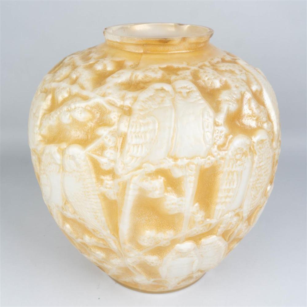 LALIQUE STYLE AMBER GLASS VASELALIQUE 33c15f