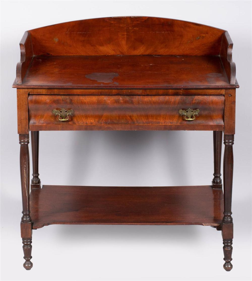 AMERICAN CLASSICAL MAHOGANY SIDE