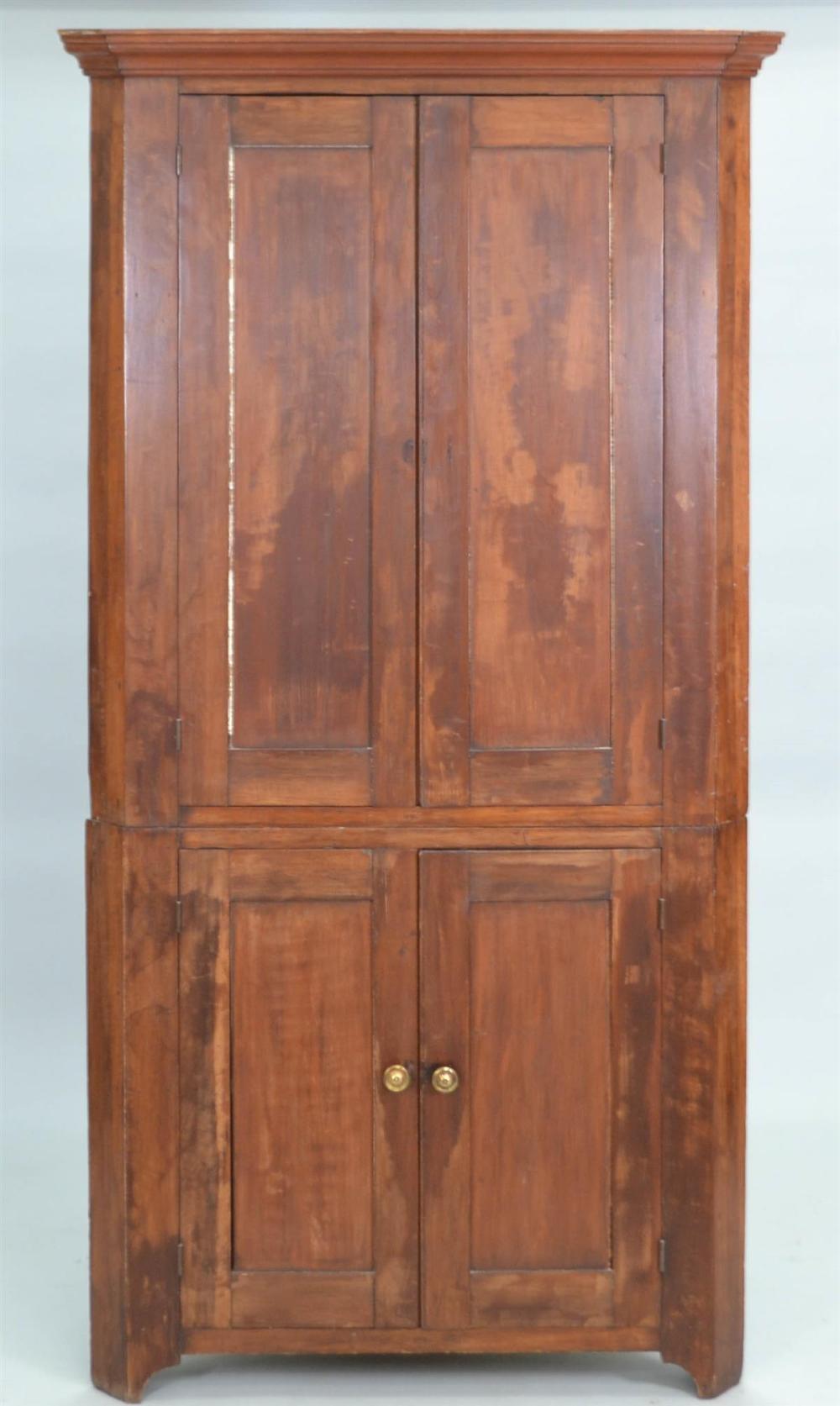 COLONIAL STYLE CHERRY CORNER CABINETCOLONIAL 33c19f