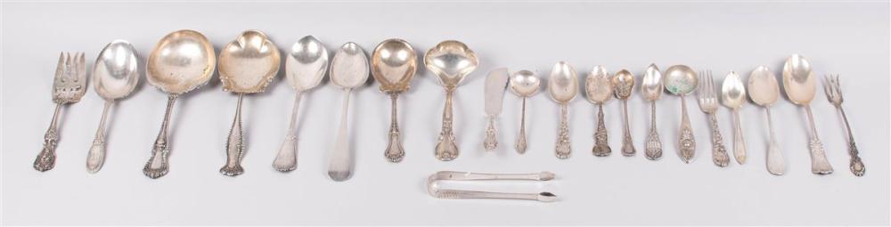 COLLECTION OF AMERICAN SILVER FLATWARE  33c1fe