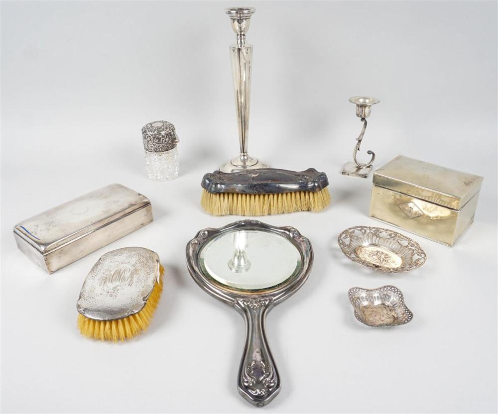 COLLECTION OF SILVER DRESSING TABLE 33c217