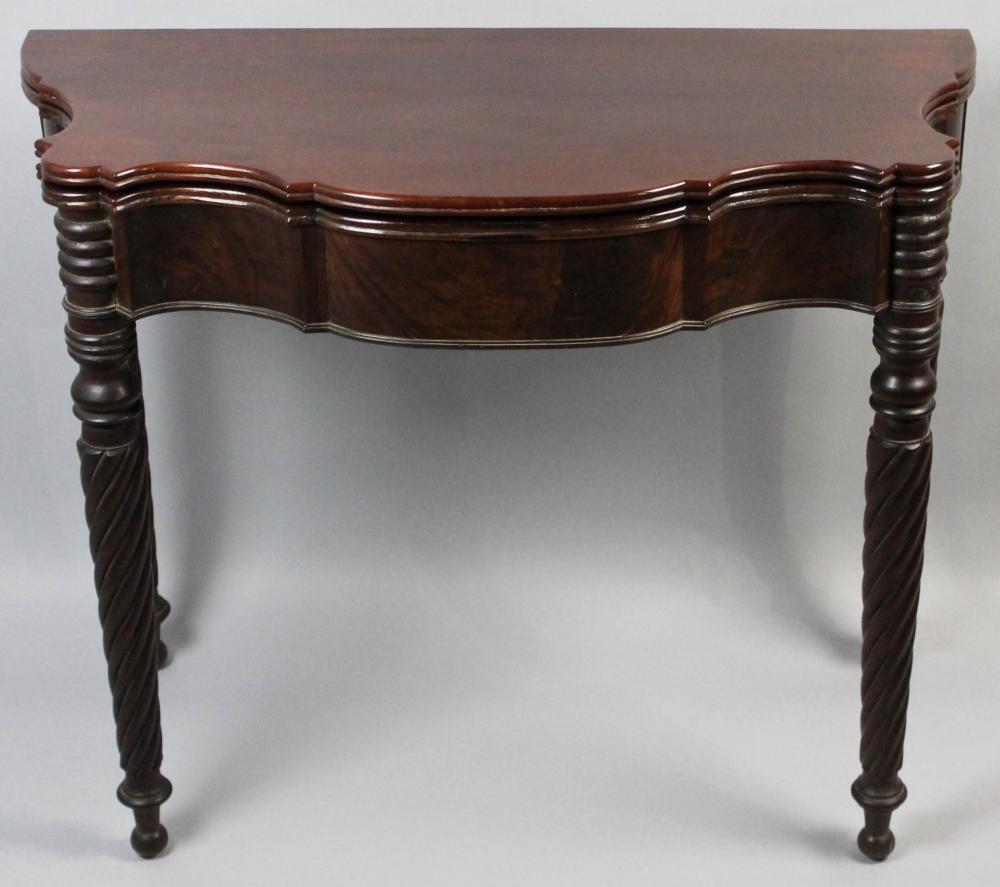 AMERICAN CLASSICAL CARVED MAHOGANY 33c55b