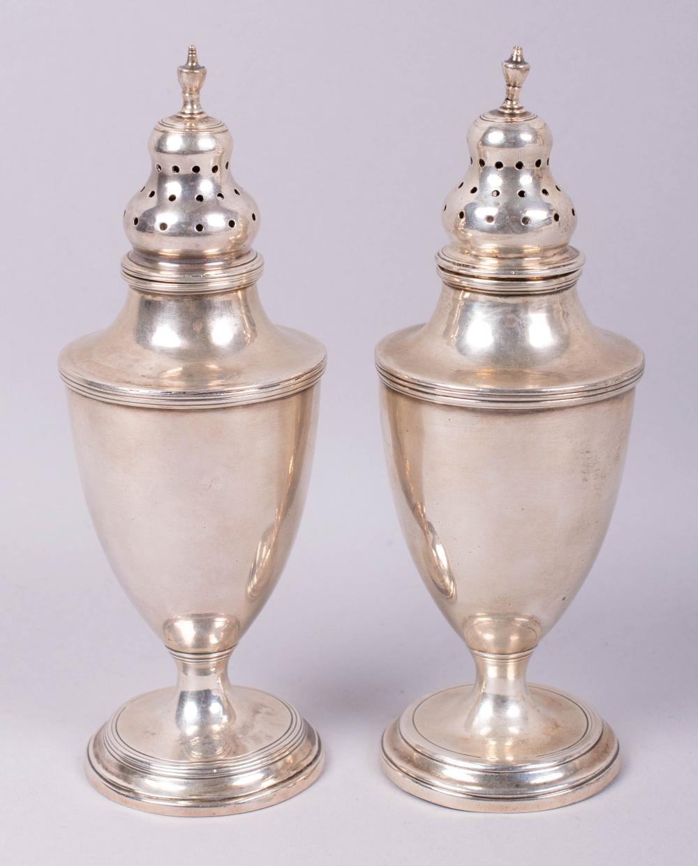 PAIR OF GEORGE III SILVER CASTERS  33c5a7