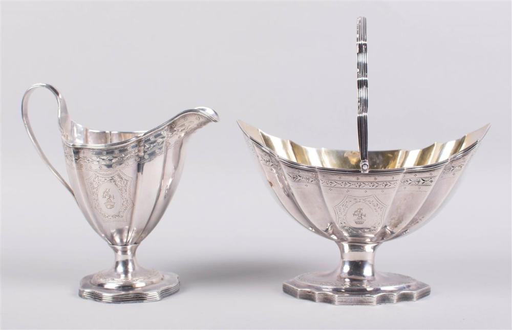 WILLIAM IV SILVER ARMORIAL CREAMER 33c5ac