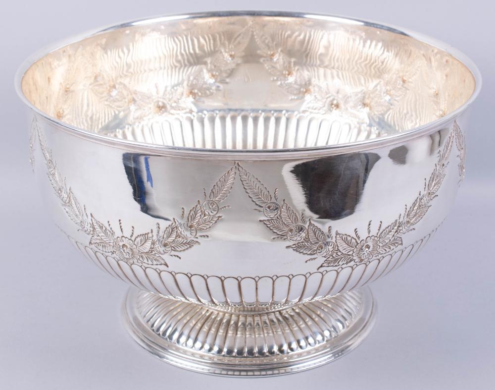 SHEFFIELD SILVERPLATED PUNCH BOWL 33c5d8