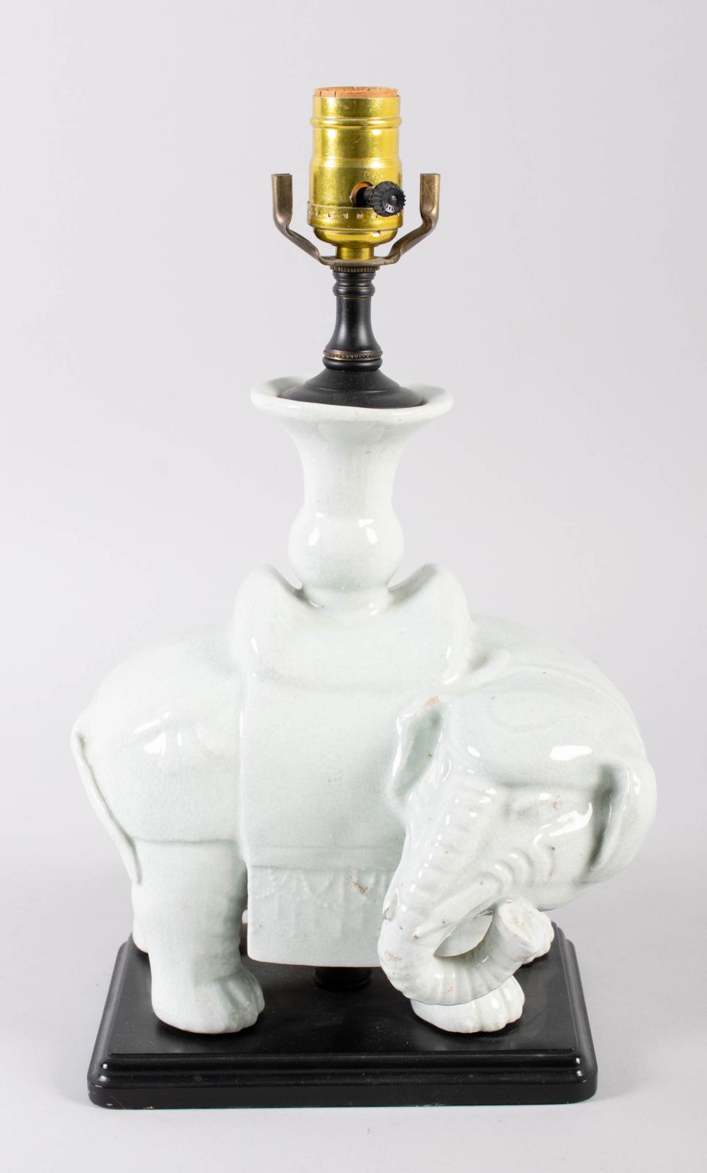 CHINESE CELADON ELEPHANT VASE CONVERTED 33c66c