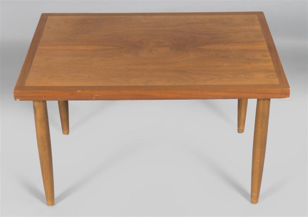 MID-CENTURY MODERN COFFEE TABLE