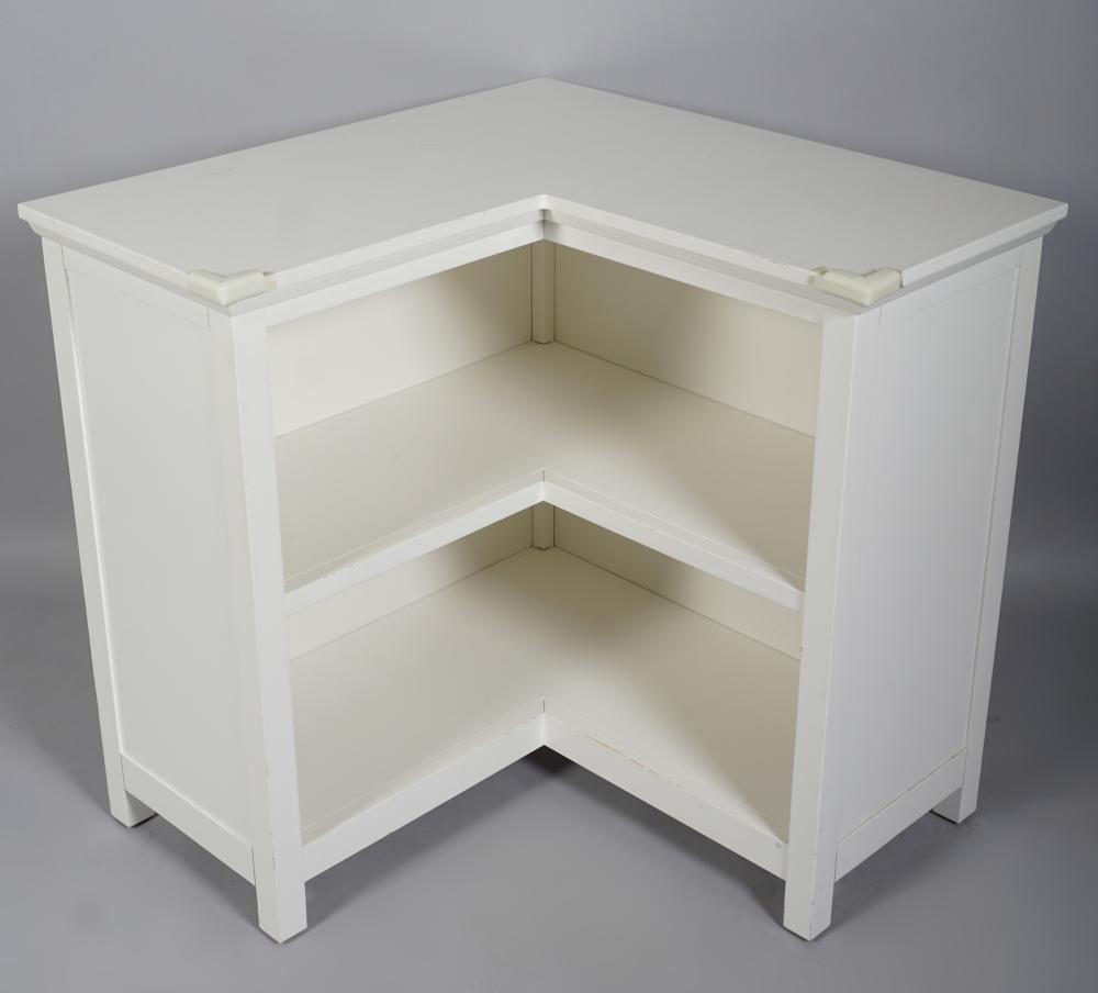 CONTEMPORARY WHITE PAINTED CORNER BOOKSHELF