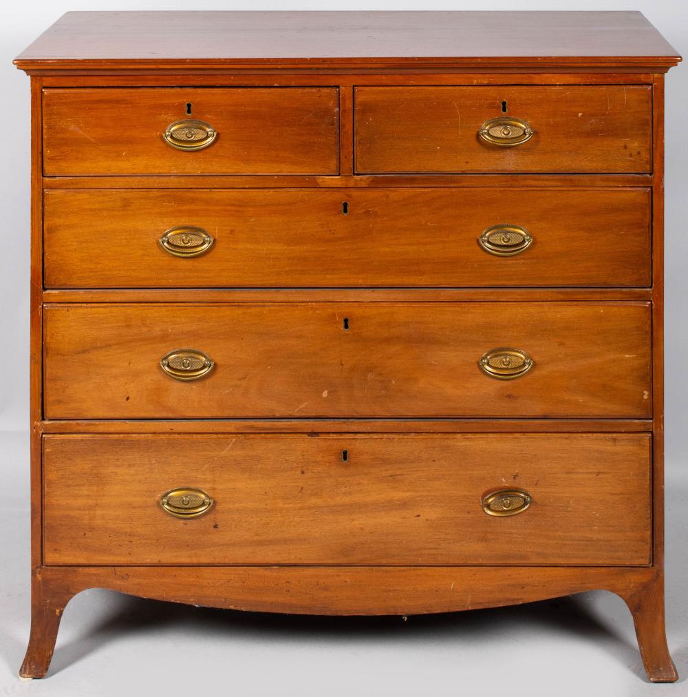 FEDERAL MAHOGANY CHEST OF DRAWERS  33c73c