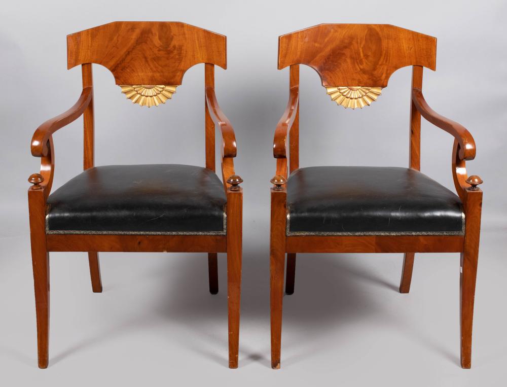 PAIR OF BALTIC NEOCLASSICAL PARCEL-GILT