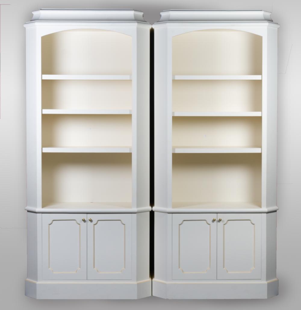 PAIR OF CLASSICAL STYLE WHITE PAINTED