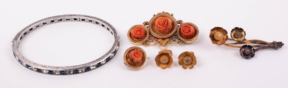 GROUP OF JEWELRY INCLUDING A CORAL 33c86e