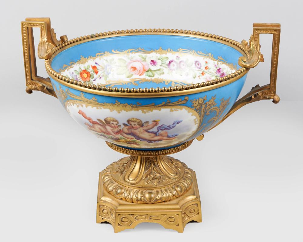 SEVRES STYLE BOWL WITH GOLD MOUNTS  33c884